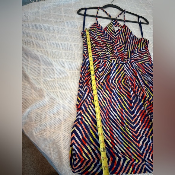 BCBGeneration Women’s 2000’s Mini Dress. Rainbow Colored Size Medium. - Picture 5 of 6